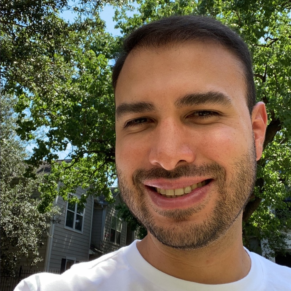 Meet your Posher, Javier